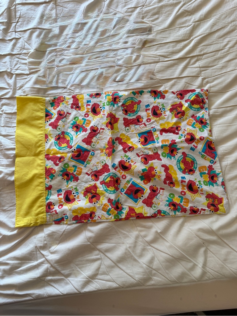 Vintage 90s Sesame Street Elmo Pillowcase - All Over Print Yellow Hem Y2K